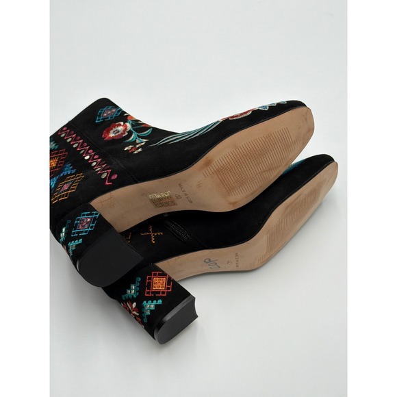Johnny Was Embroidered Ankle Boots Womens Bird Floral Western Style Heel Size 40 - Picture 10 of 10